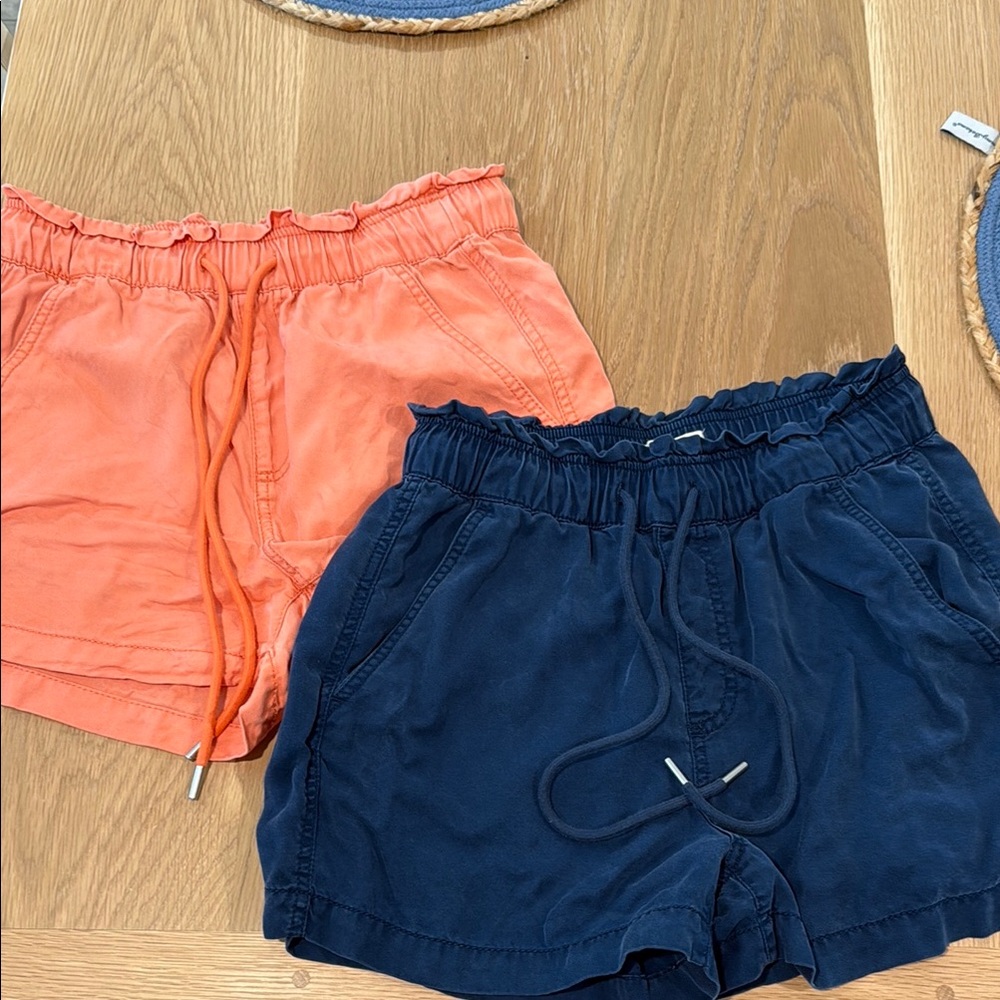 LOFT Athletic Shorts in Navy and Orange
